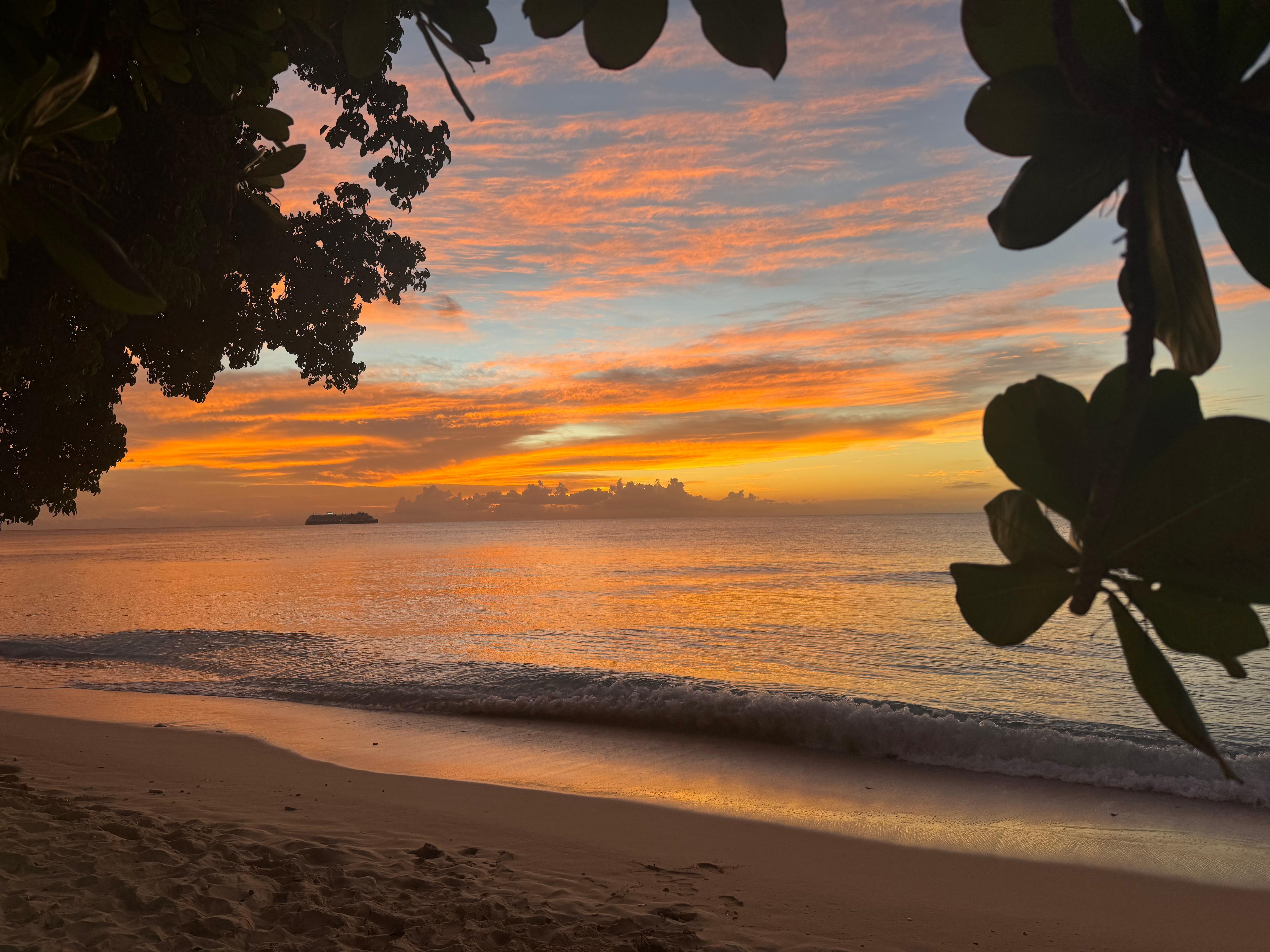 Evening sunset on Fitts Village Beach