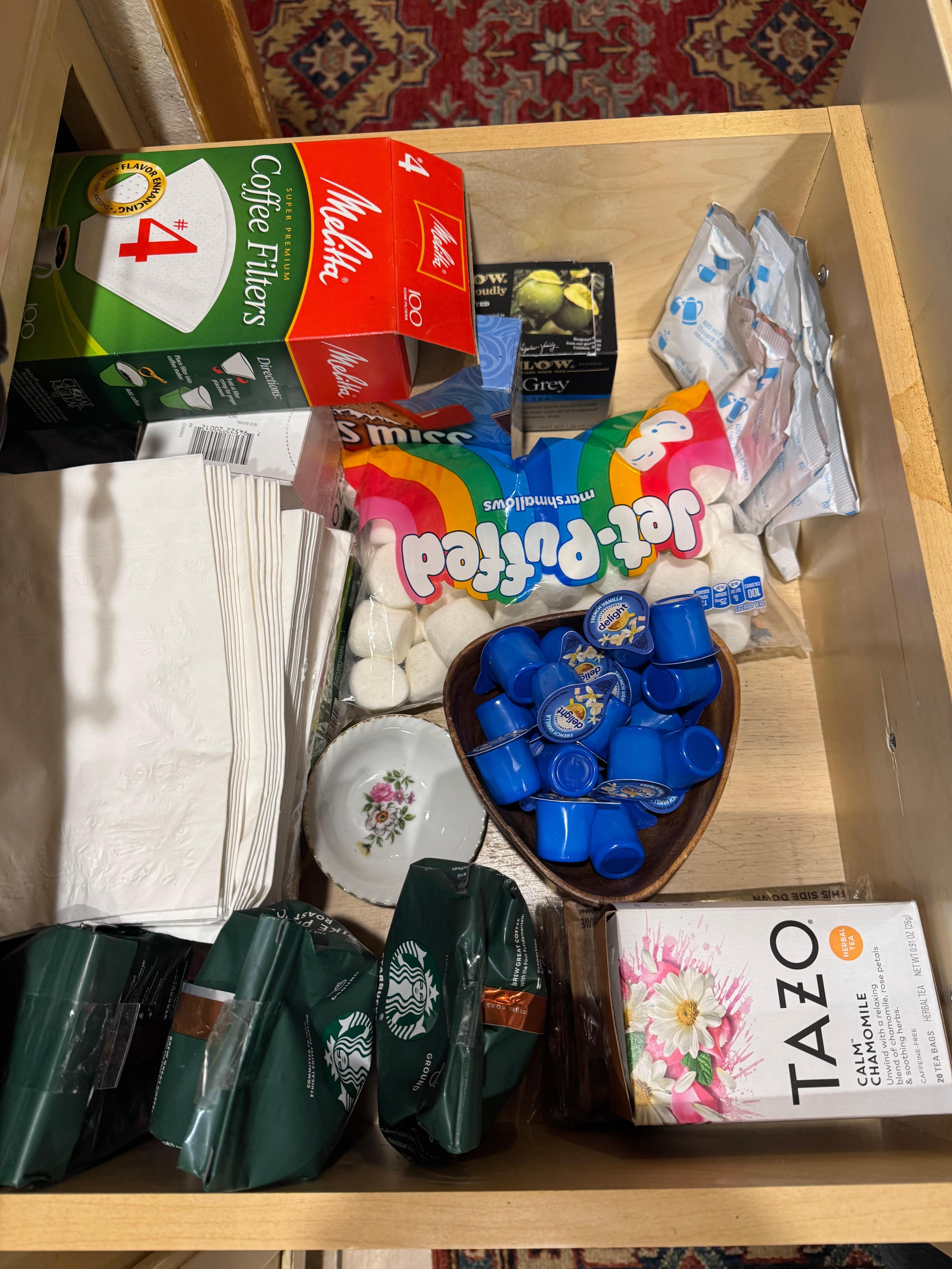 Just a small ex of Cheryl's attention to detail in one of the kitchen drawers.  What more could you ask for!