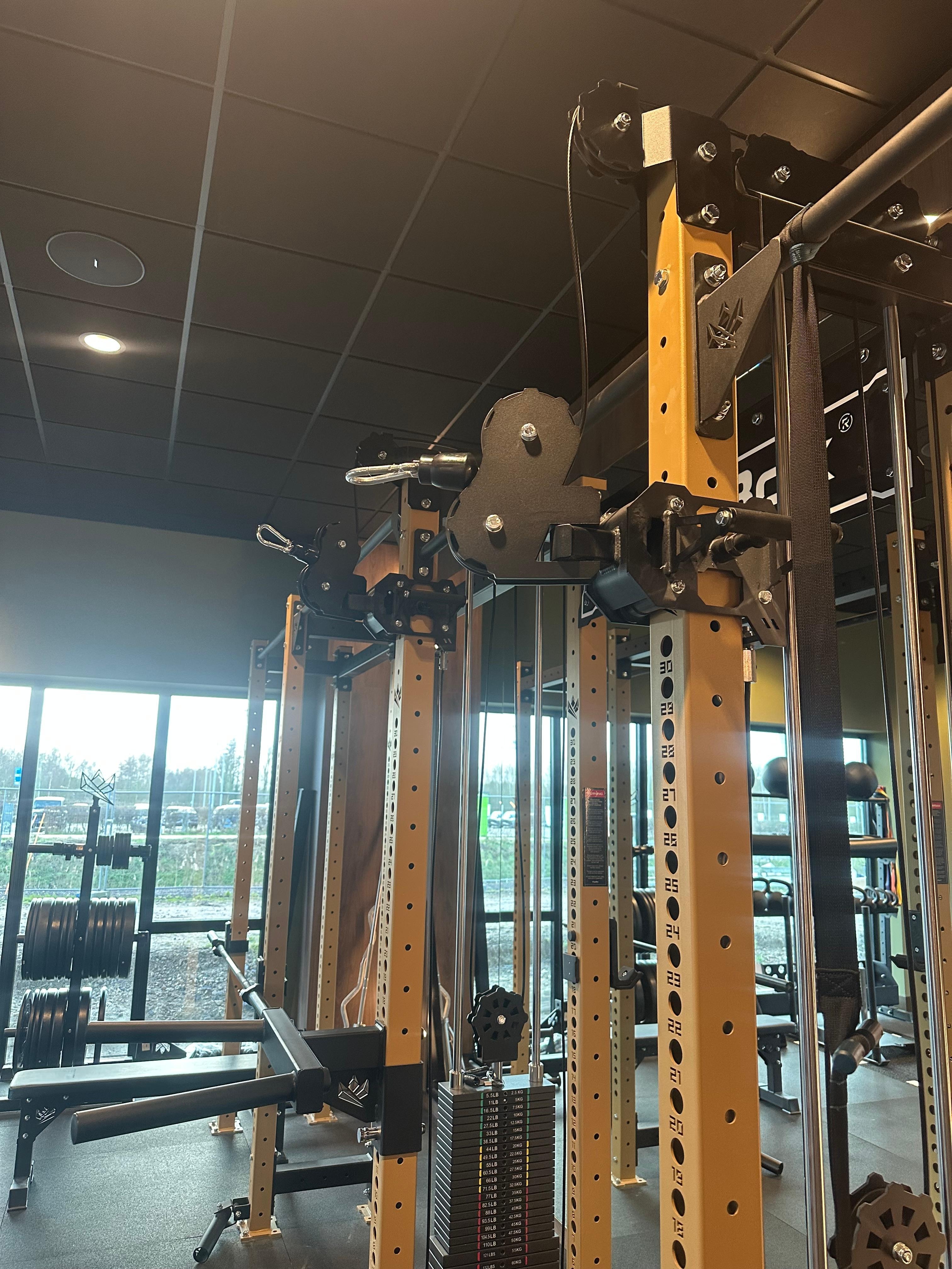 Kabeltürme Fitnessraum