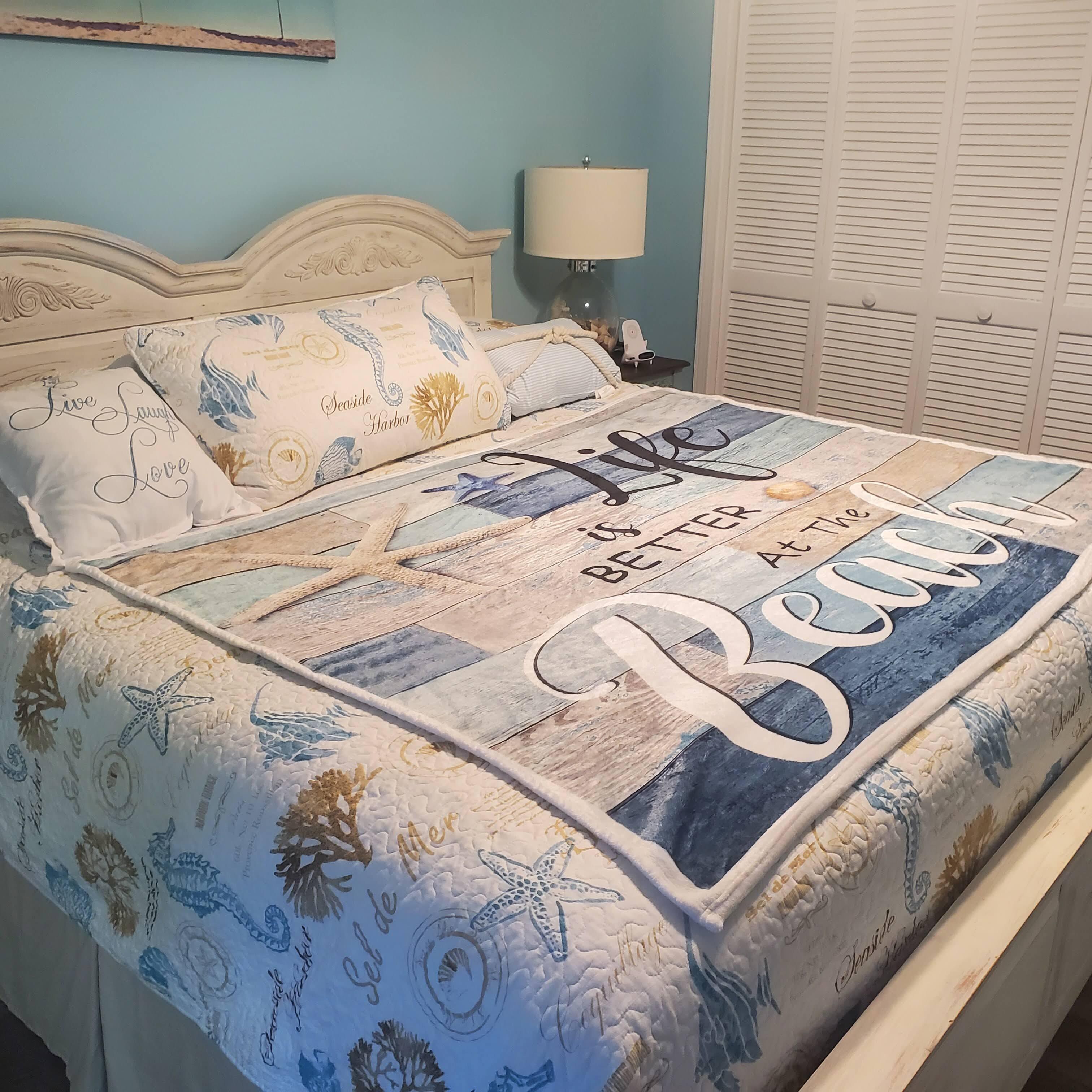 The pictures on the website are exactly what you have available. All supplies needed for all of the resort activities, including the beach wagon and"Grinch" golf cart! 