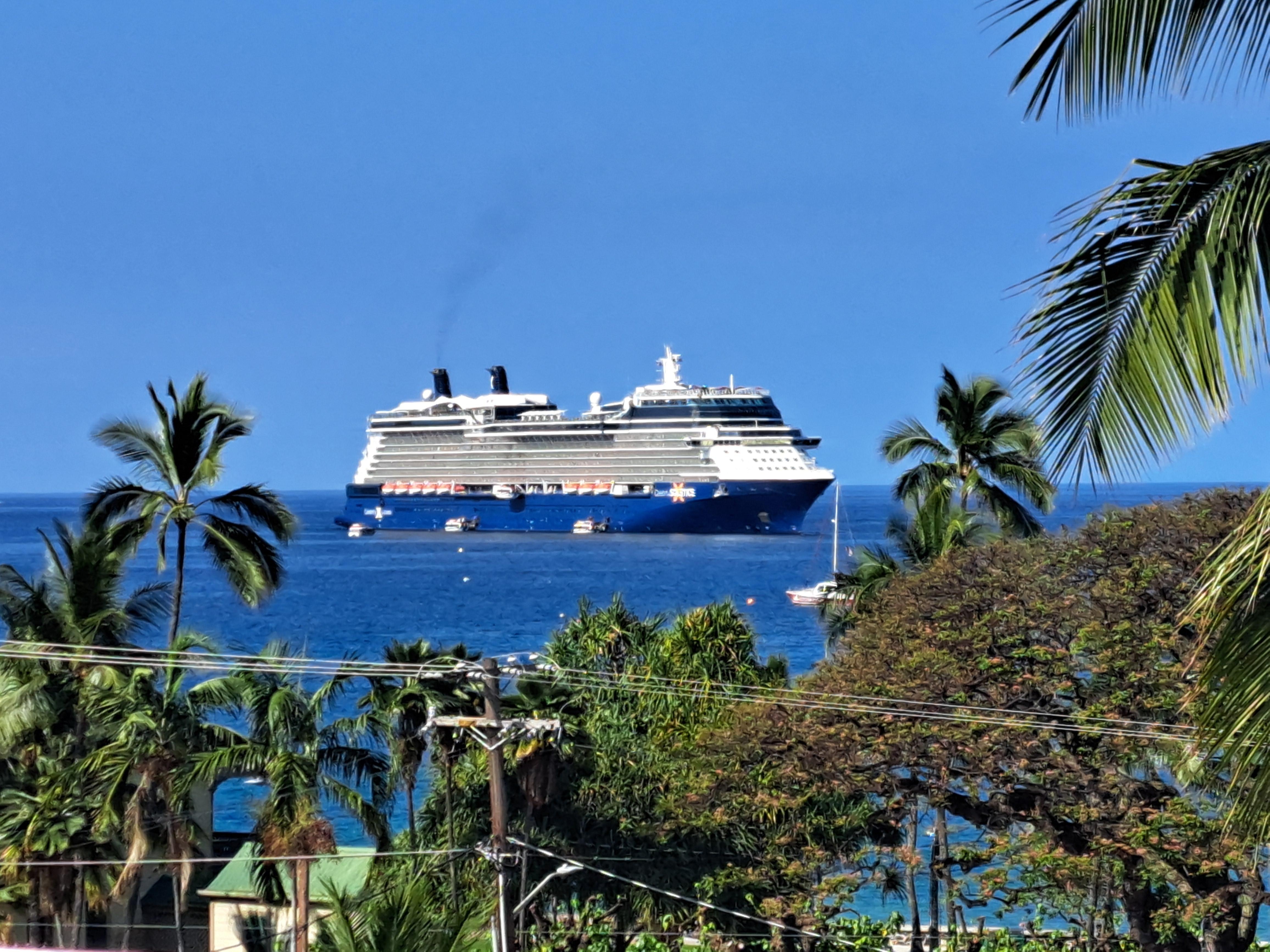 shot from the balcony/lani.