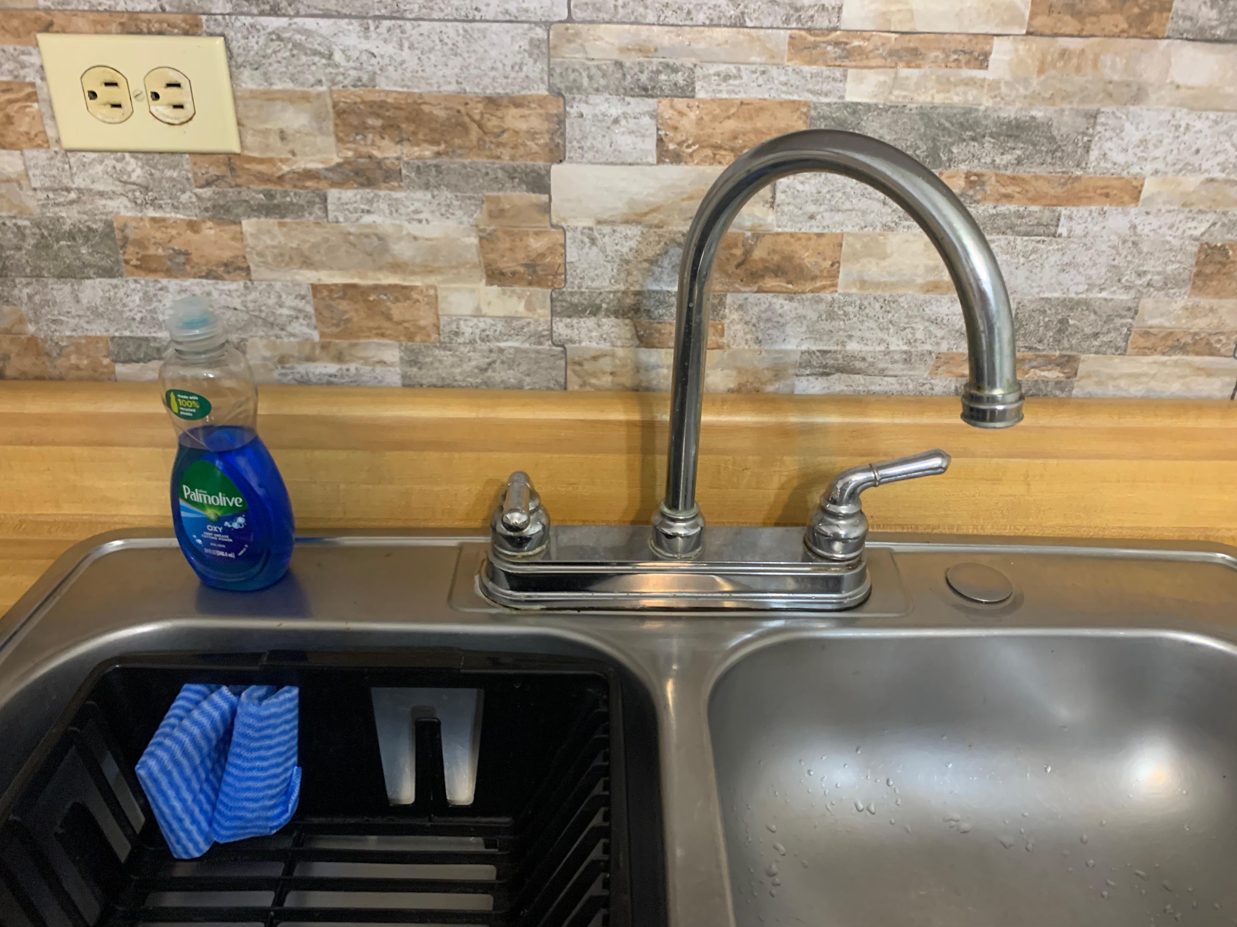 No running hot water in the kitchen. VRBO said it is okay because there was hot water in the bathroom.