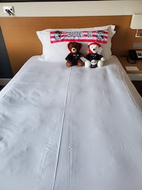 ライブの楽しみはbedにgoodsを並べて撮影すること