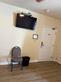 Pretty sure they just took that chair from a church.