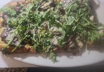 Steak, mushroom, pesto flatbread
