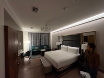 部屋の全景