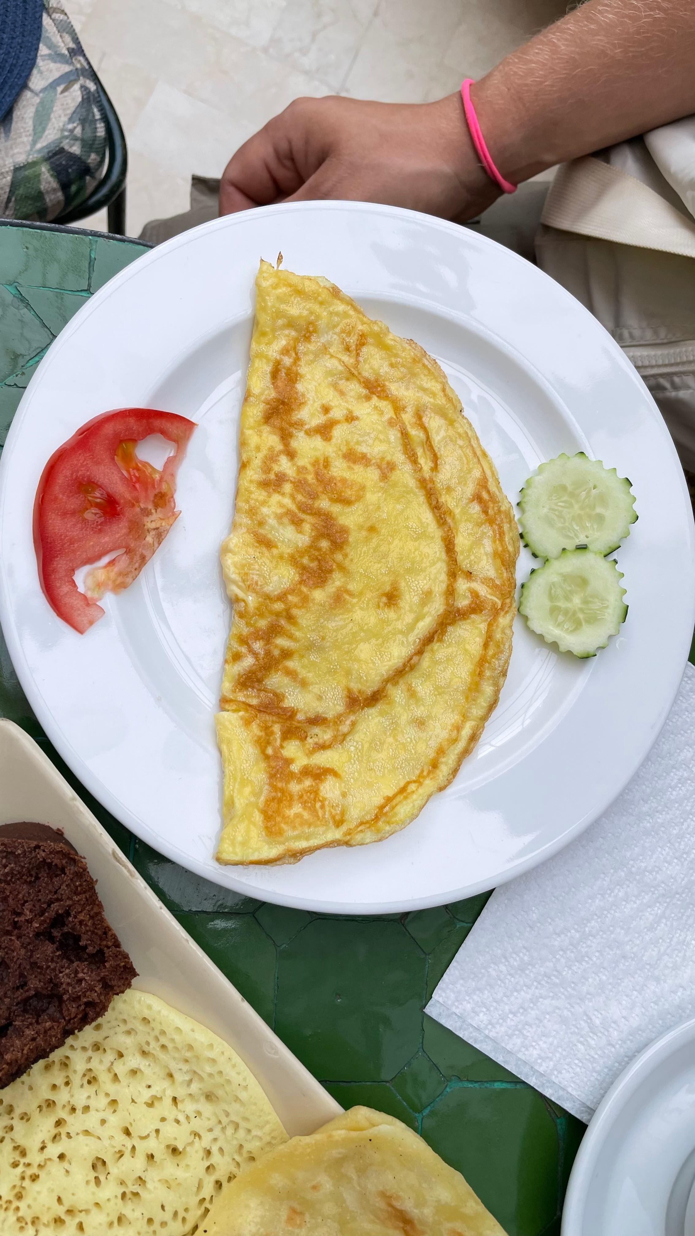 En del af morgenmaden, kunne godt have brugt mere grønt. Det var ikke buffet.
