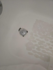 Bath tub needed to be painted