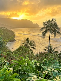 This is the view from the condo. The sun sets behind the mountain in February. Stunning!