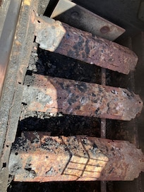 another pic of disgusting grill