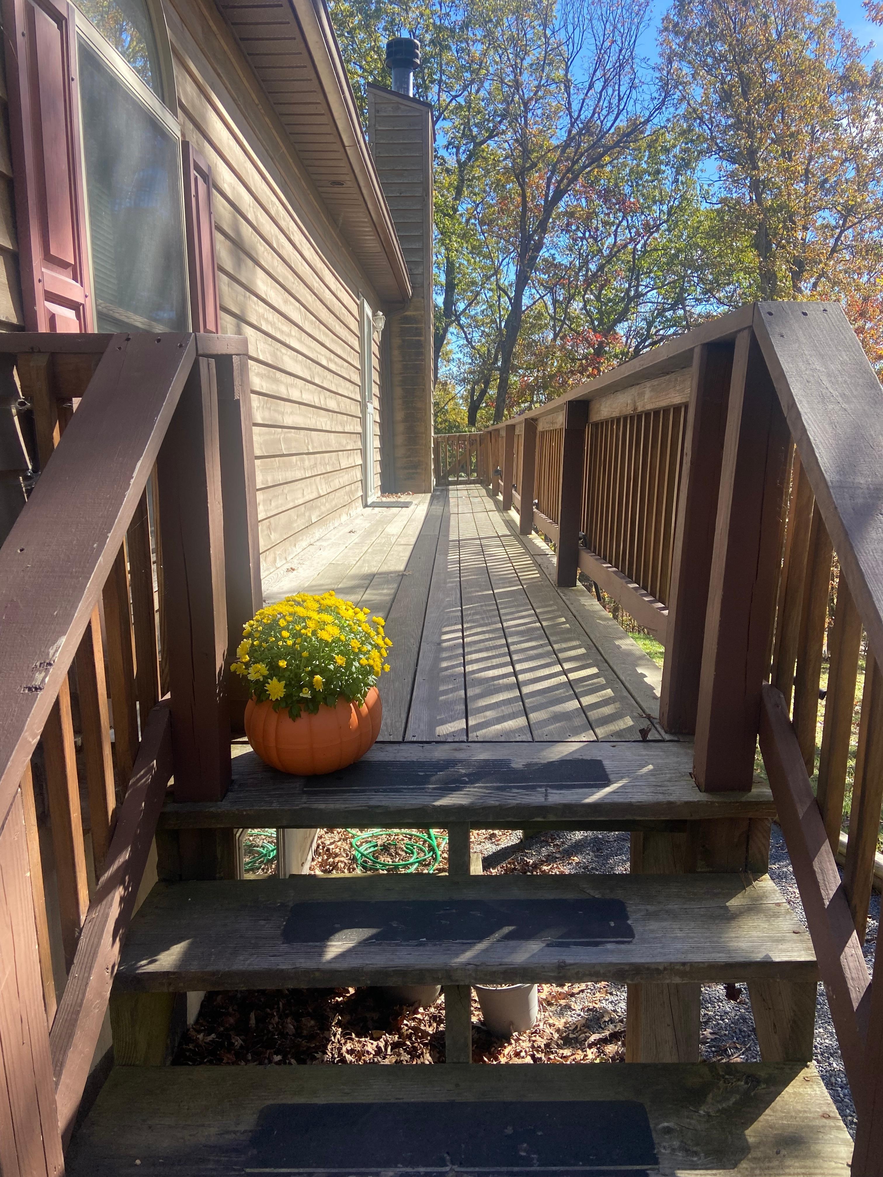 Welcome to
1748 Sunrise