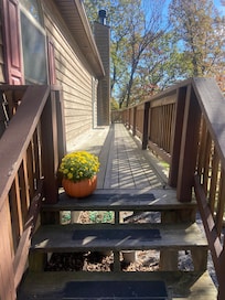 Welcome to
1748 Sunrise