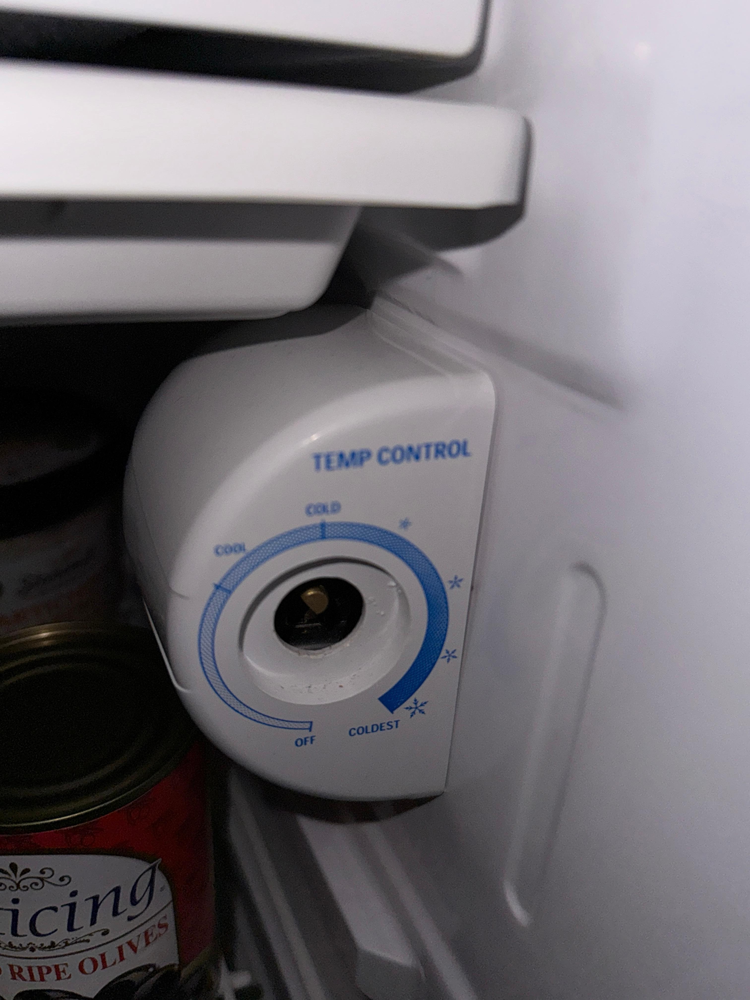 Broken fridge/freezer knob temperature adjuster.