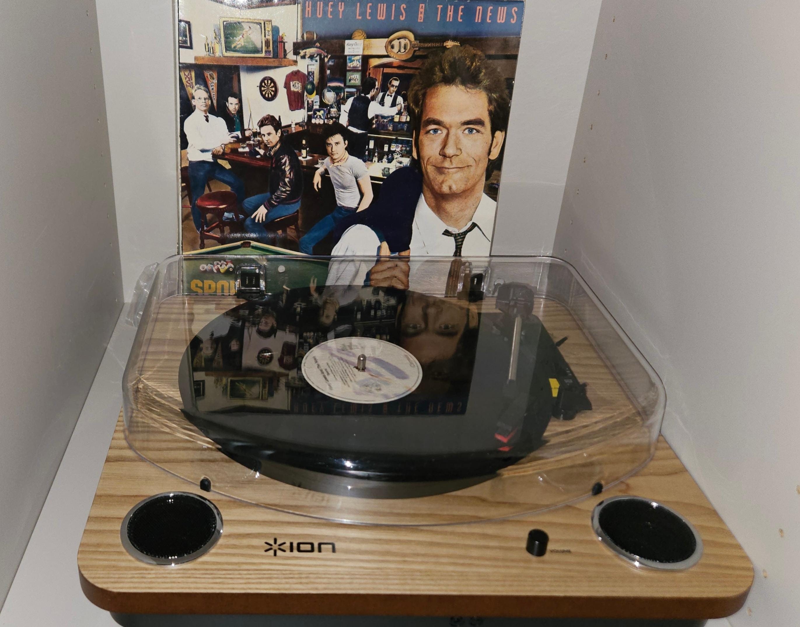 Record player in room!