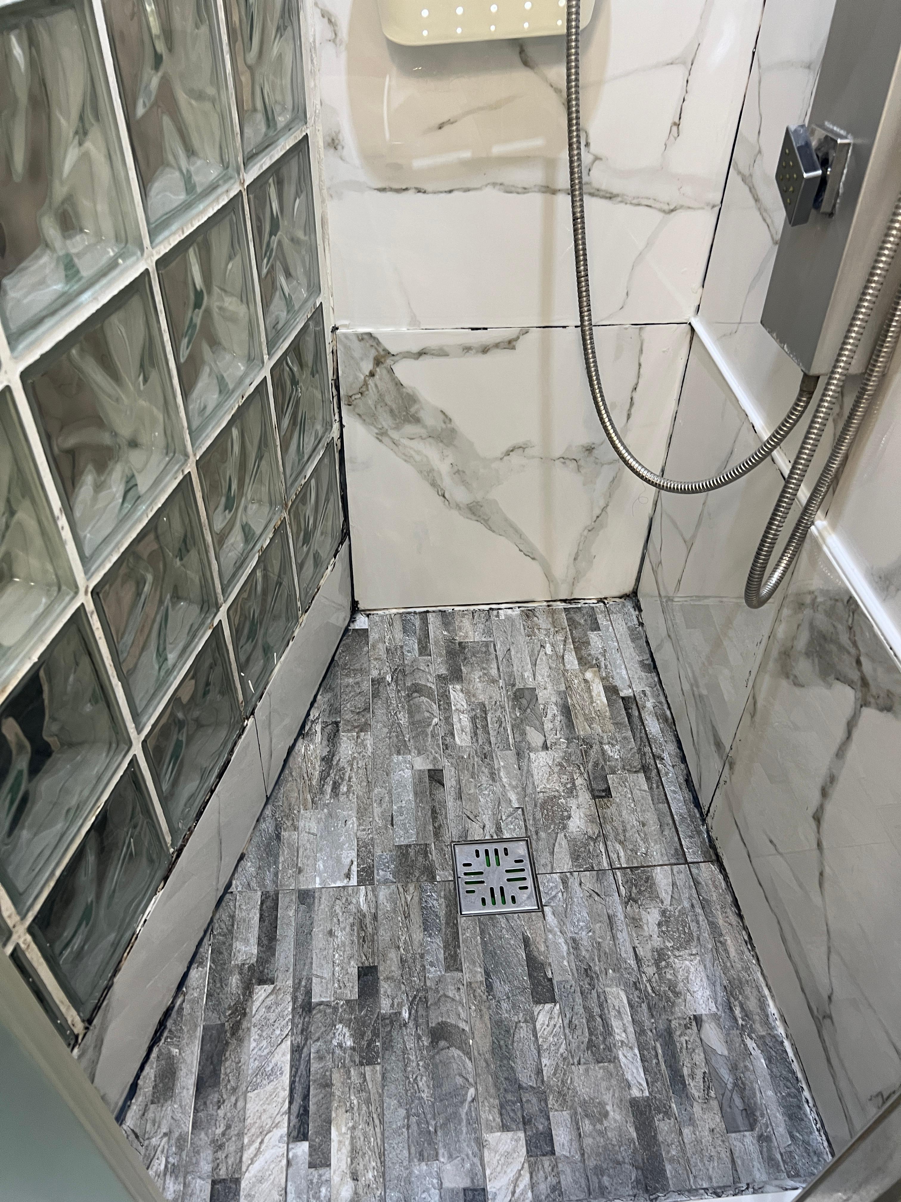 Shower condition and mold inside