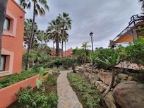 Pathway to pool