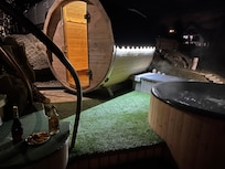 Jacuzzi & Sauna