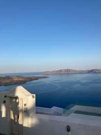 Entrance upon the sunrise