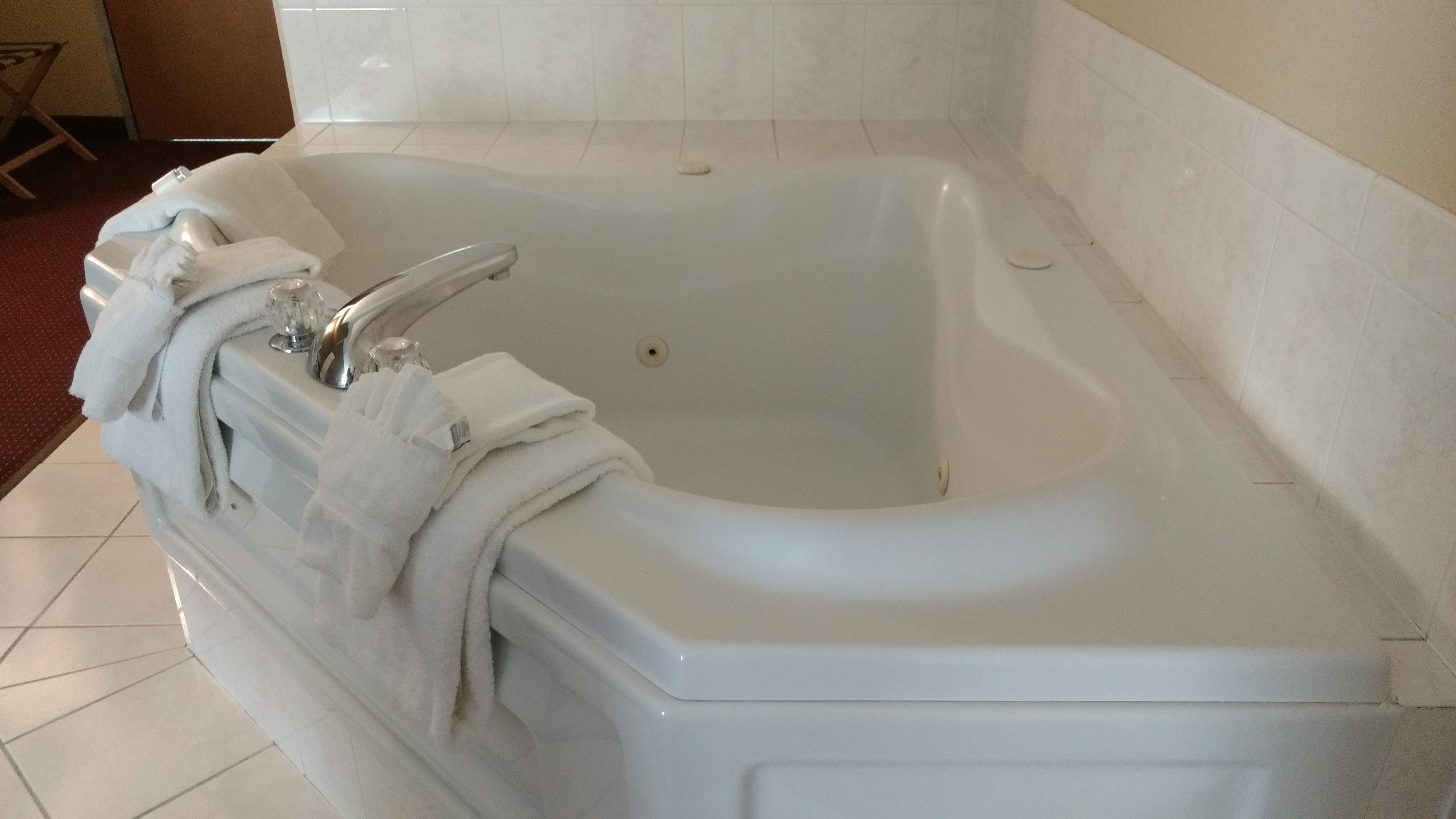 Relaxing tub
