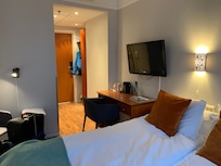 Vom Fenster zum Schreibtisch