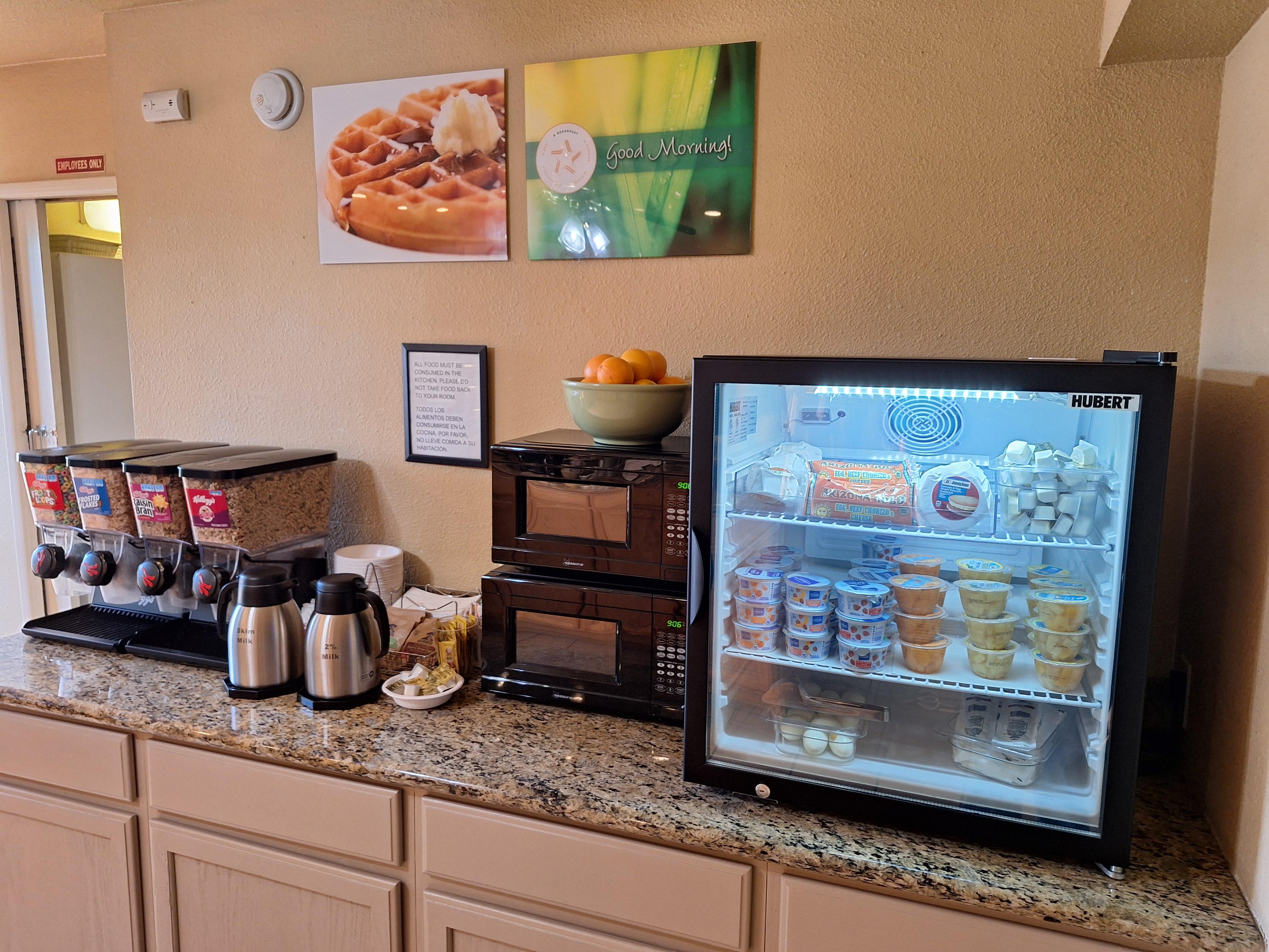 Breakfast area. 