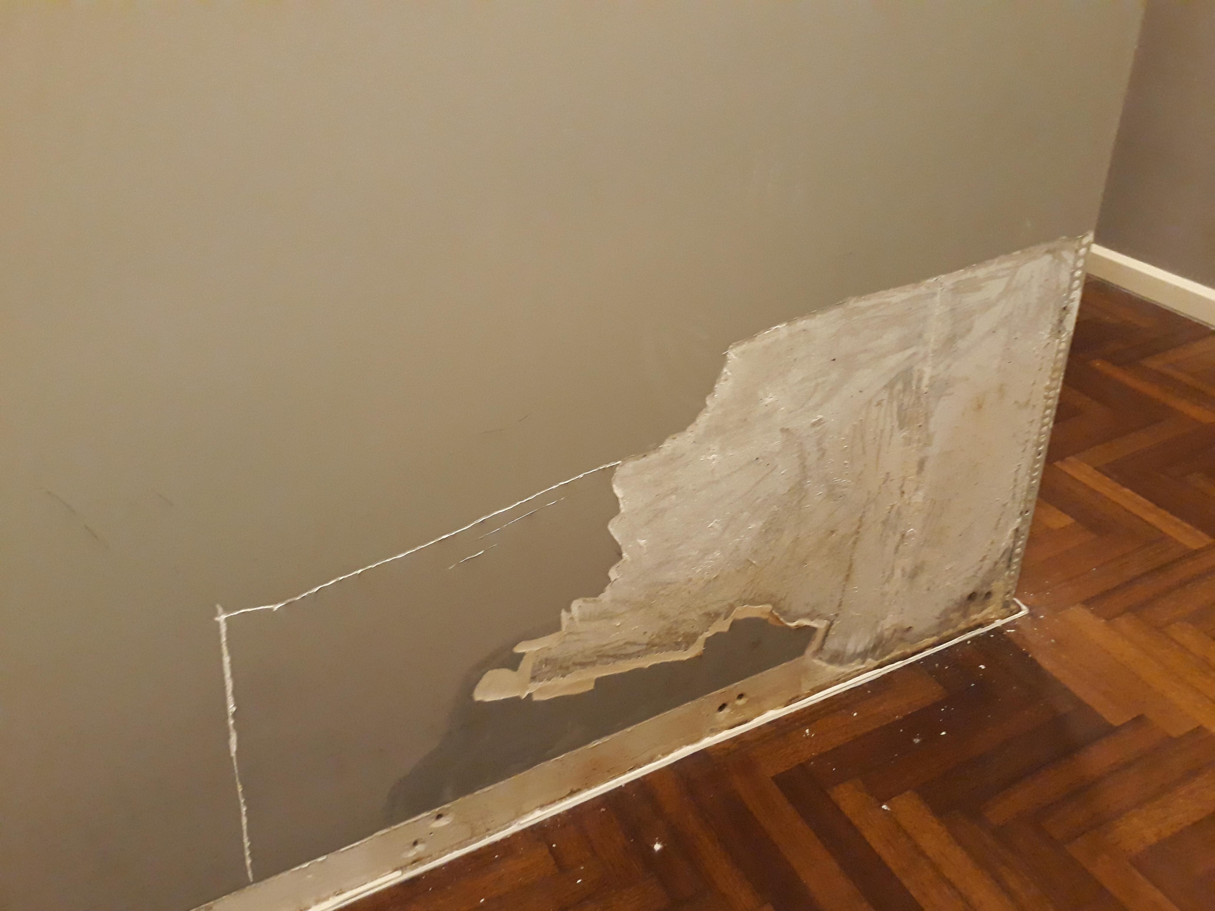 WALLS Still under repair