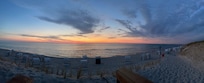Am Strand vor dem Hotel.