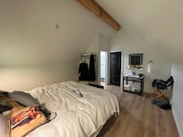 Upstairs bedroom.