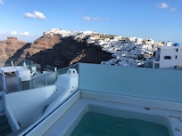 Private hot tub