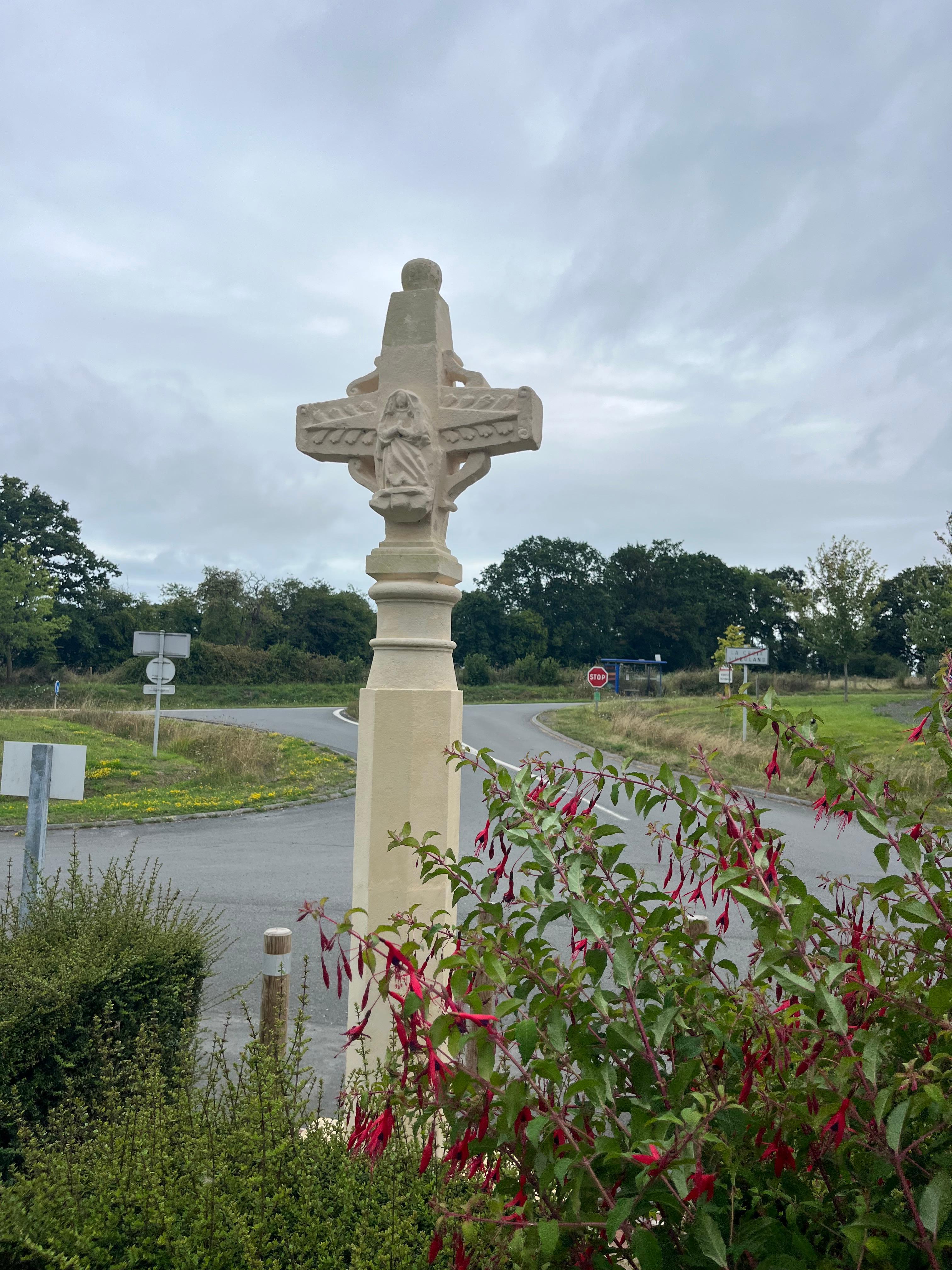 La Croix d’heuland.