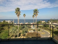 발코니에서 바라본 애월바다