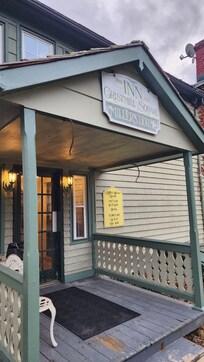 We stayed in the Oat Suite at the Miller House. Very quaint and clean!