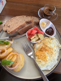 Basic breakfast
