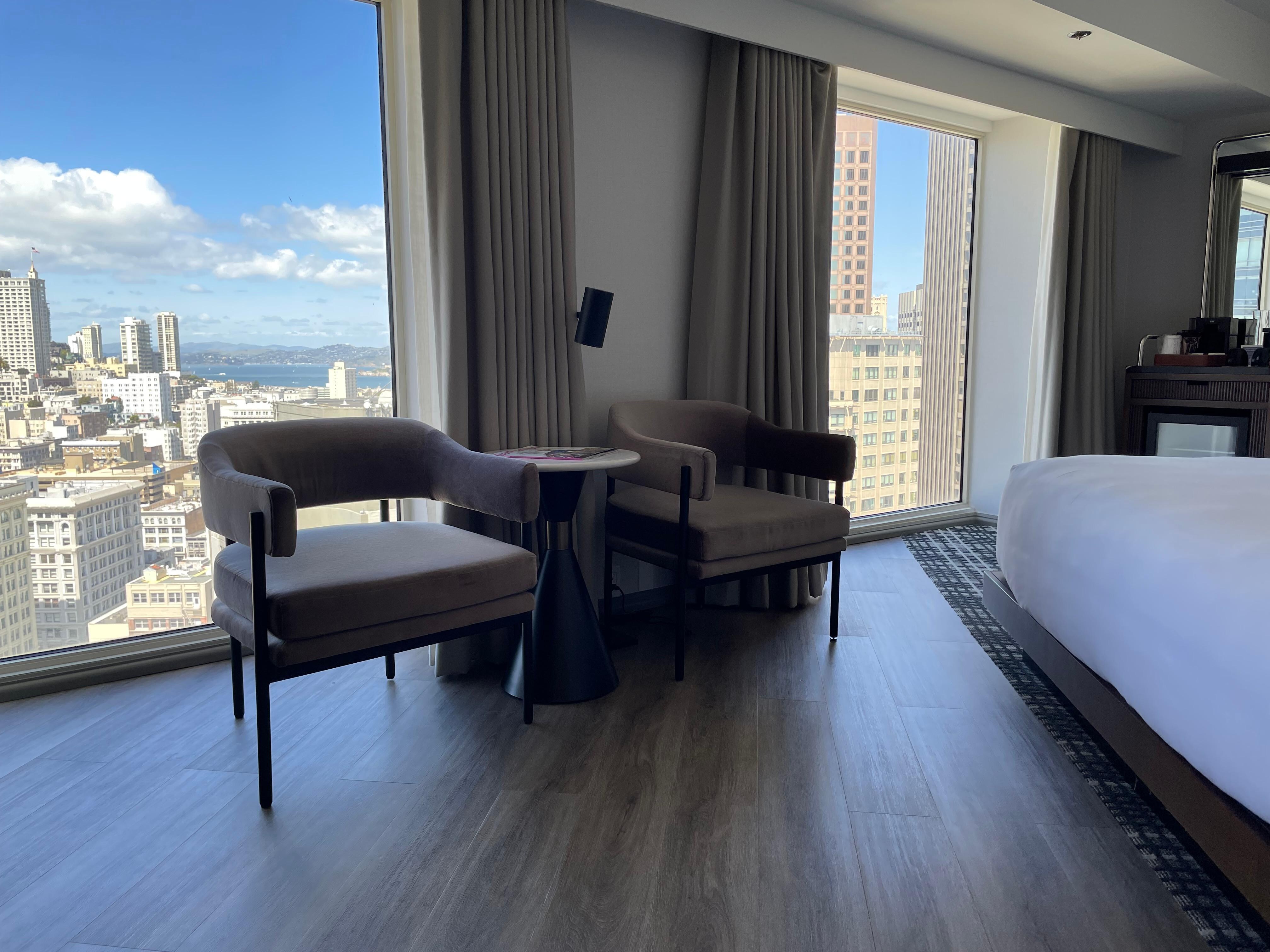 Corner room