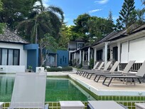 Piscine depuis plage