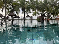 Piscine reservee aux adultes