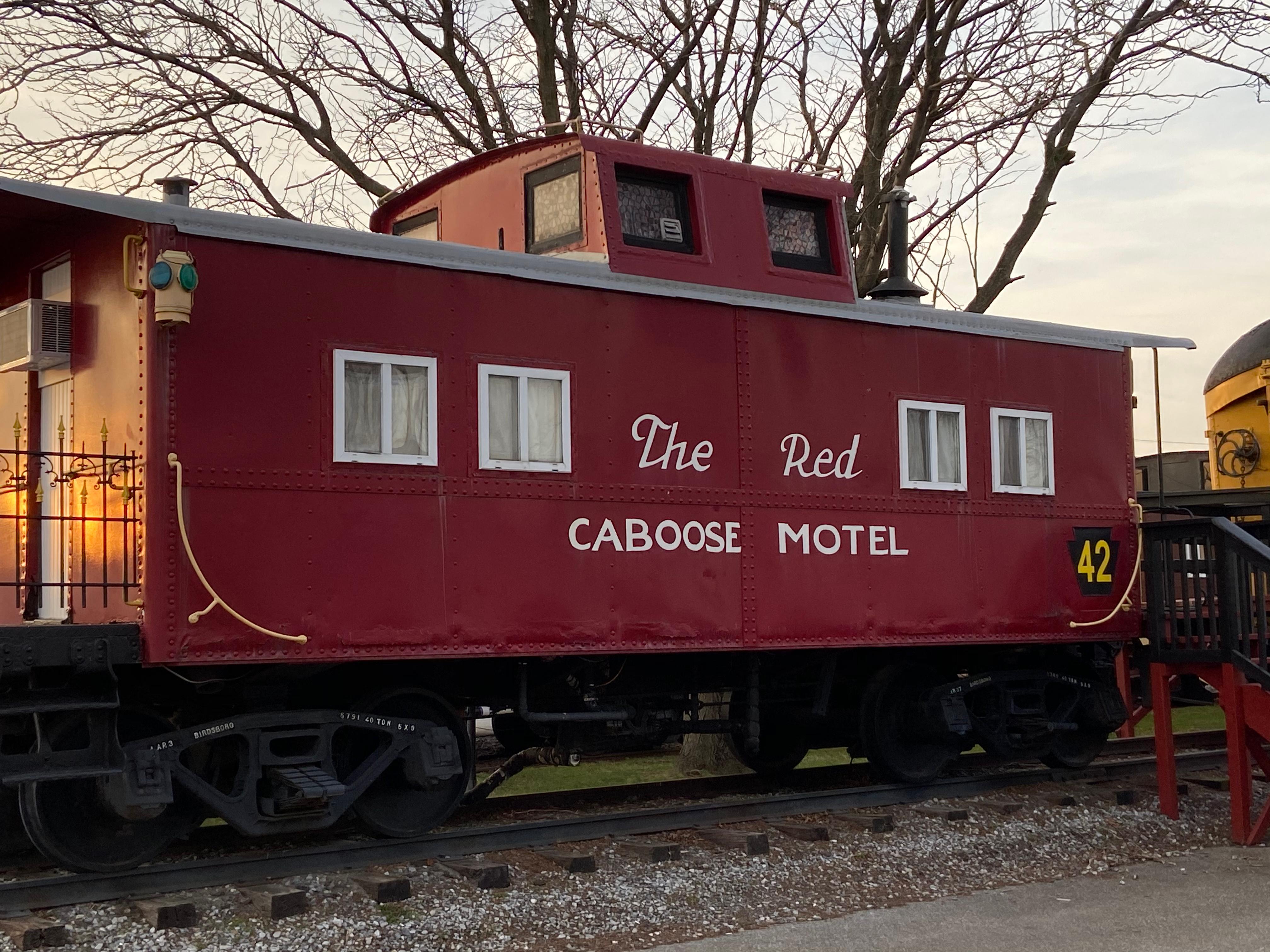 Red Caboose Motel Hotel Reviews | Expedia