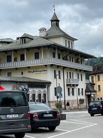 For people with mobility issues, I would not recommend.