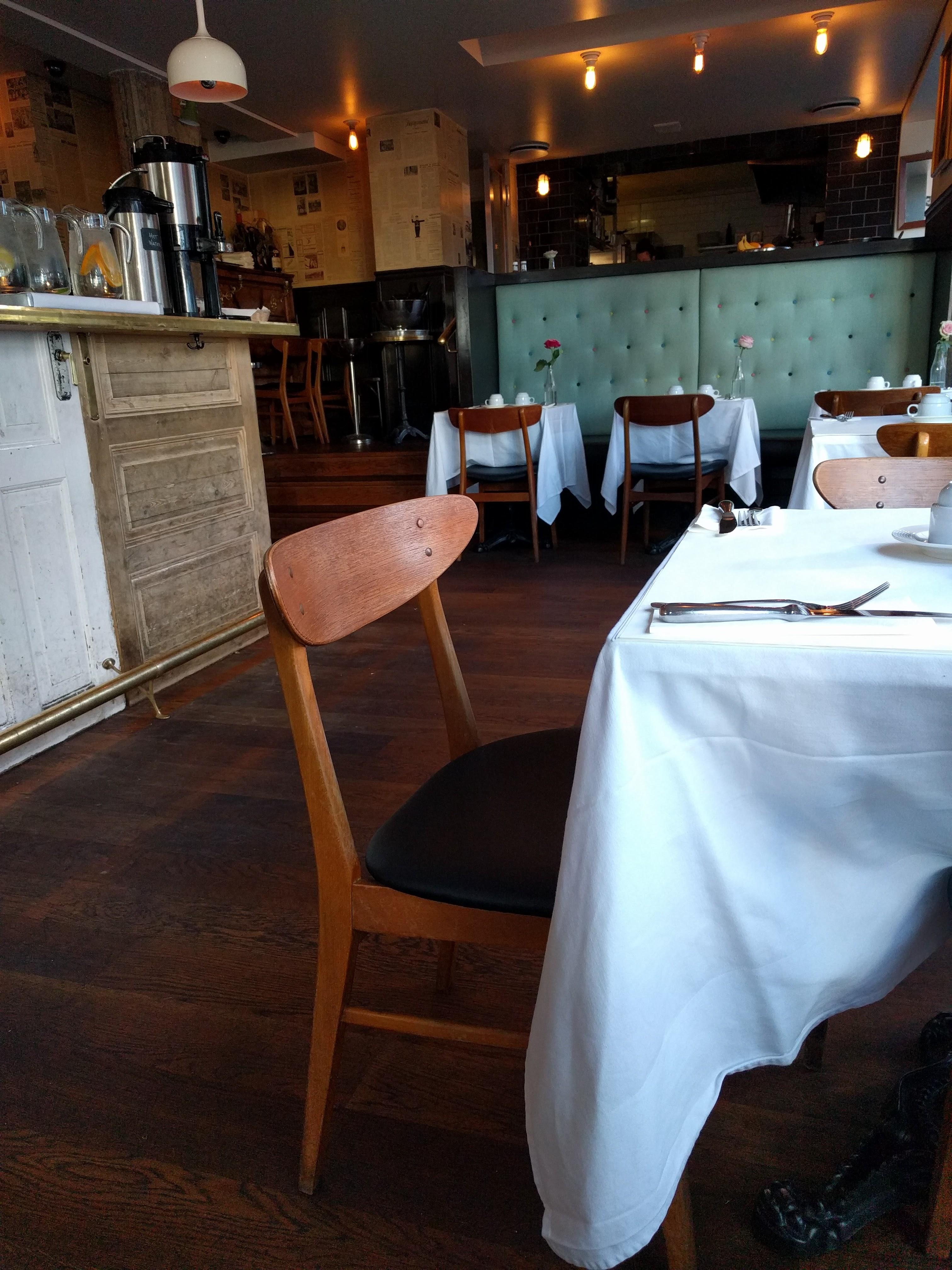 Chic Restaurant SNAP