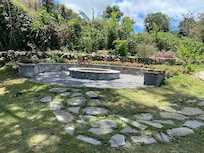 Hoguera en jardín