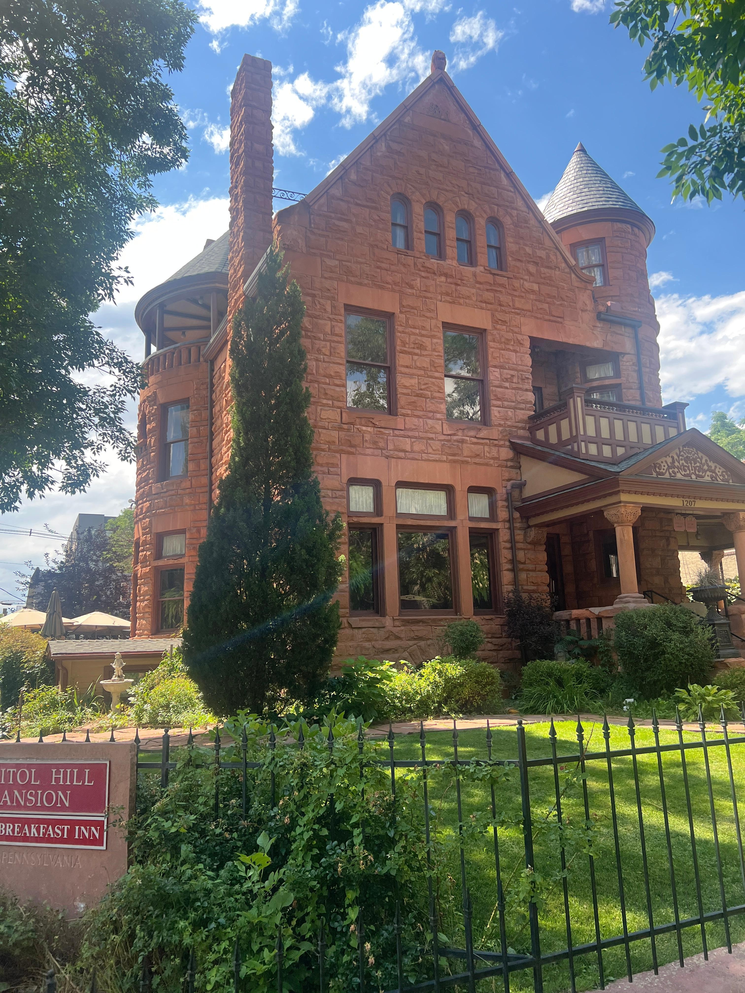 Front of the inn 