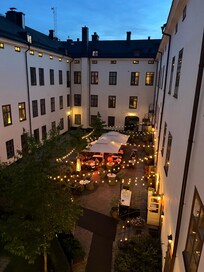 Mycket mysig innergård.