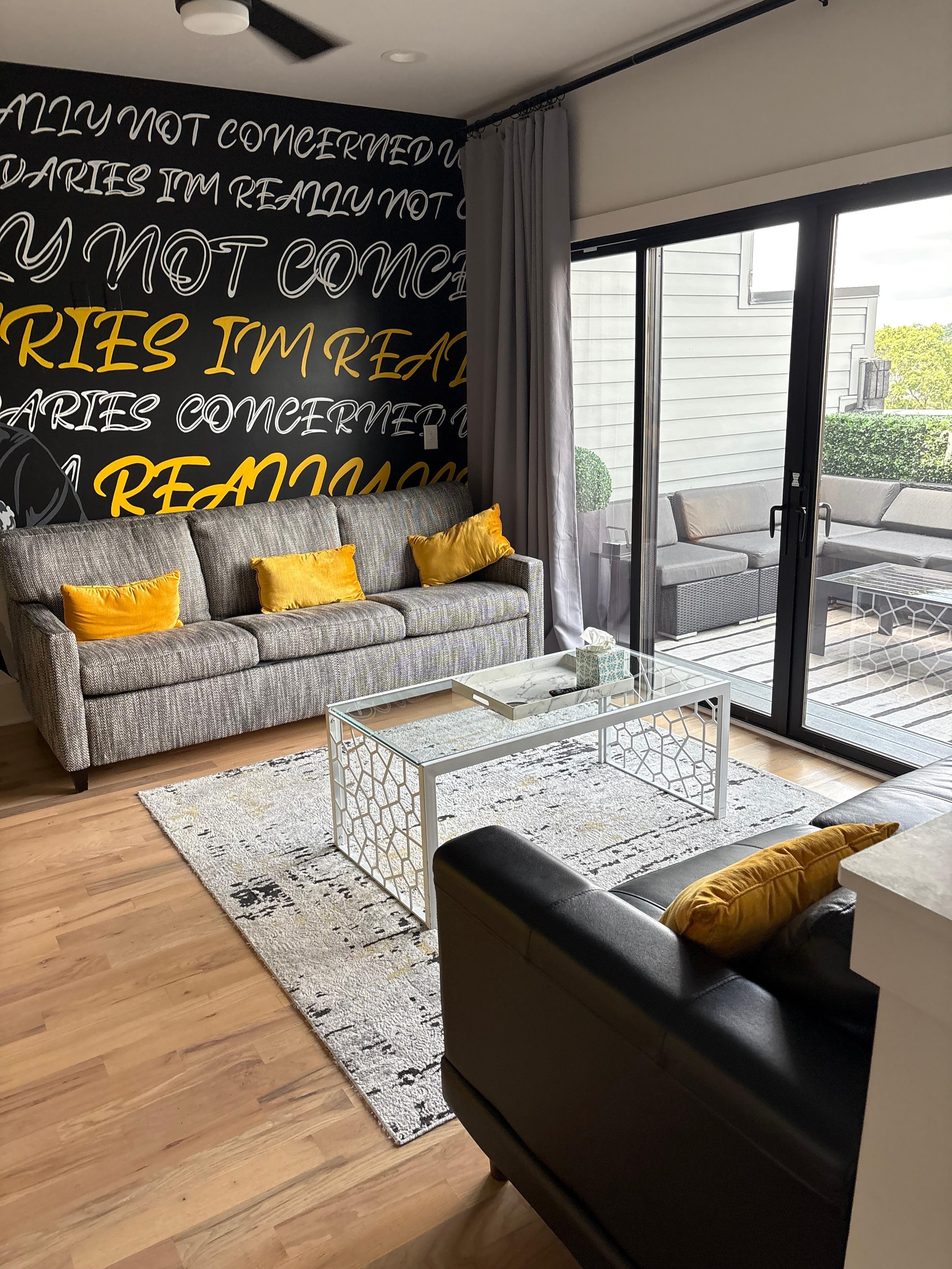 4th floor with balcony