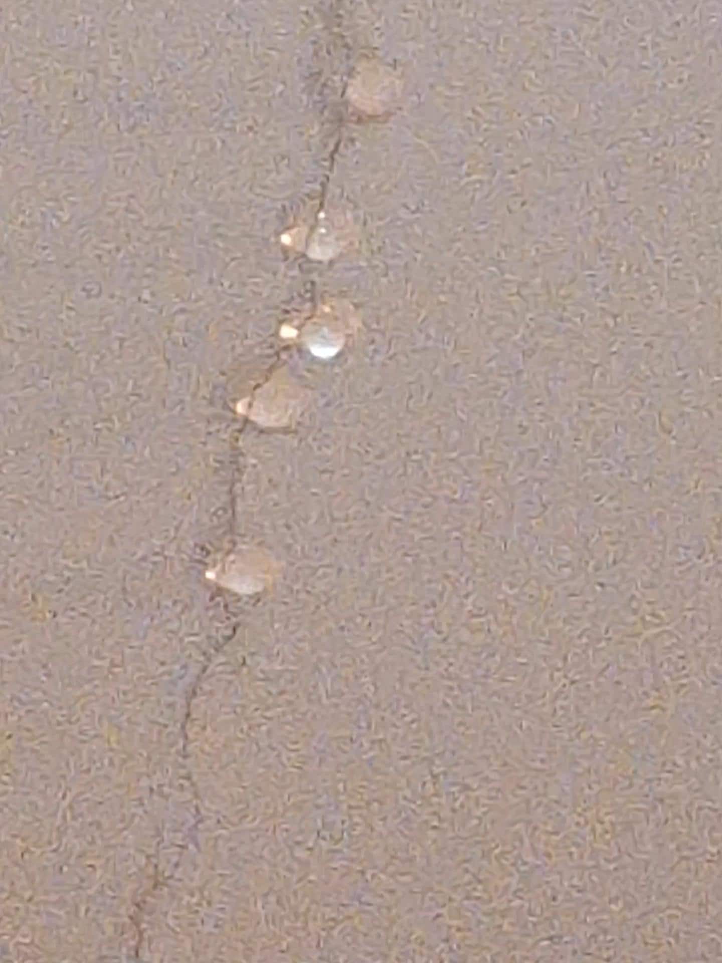 Regenwasser an der Decke