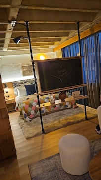 Very cute room that sleeps 3.