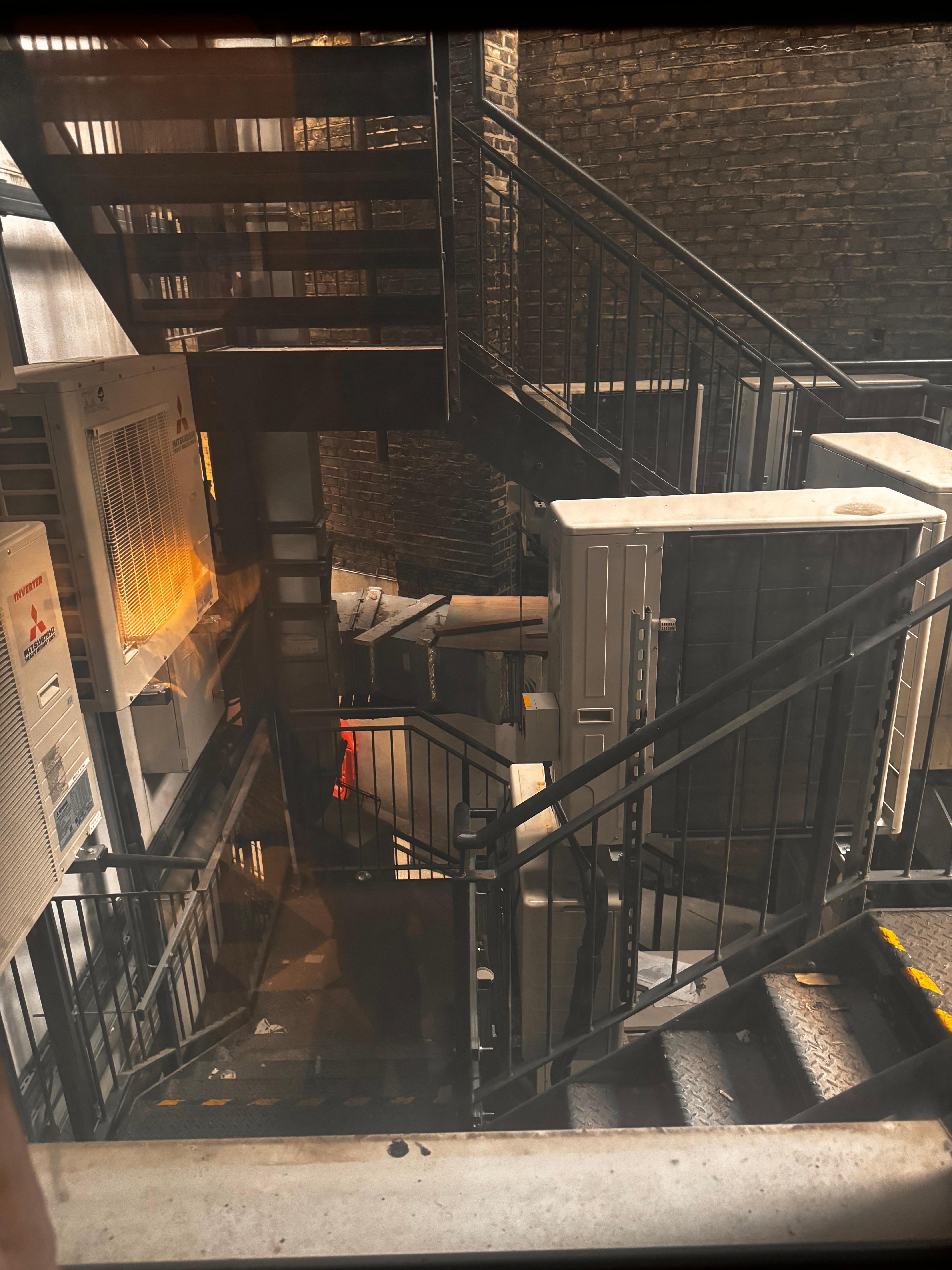 The ”view” from the fixed window - add a constant flow of workers passing by abt a meter from the window 🙄