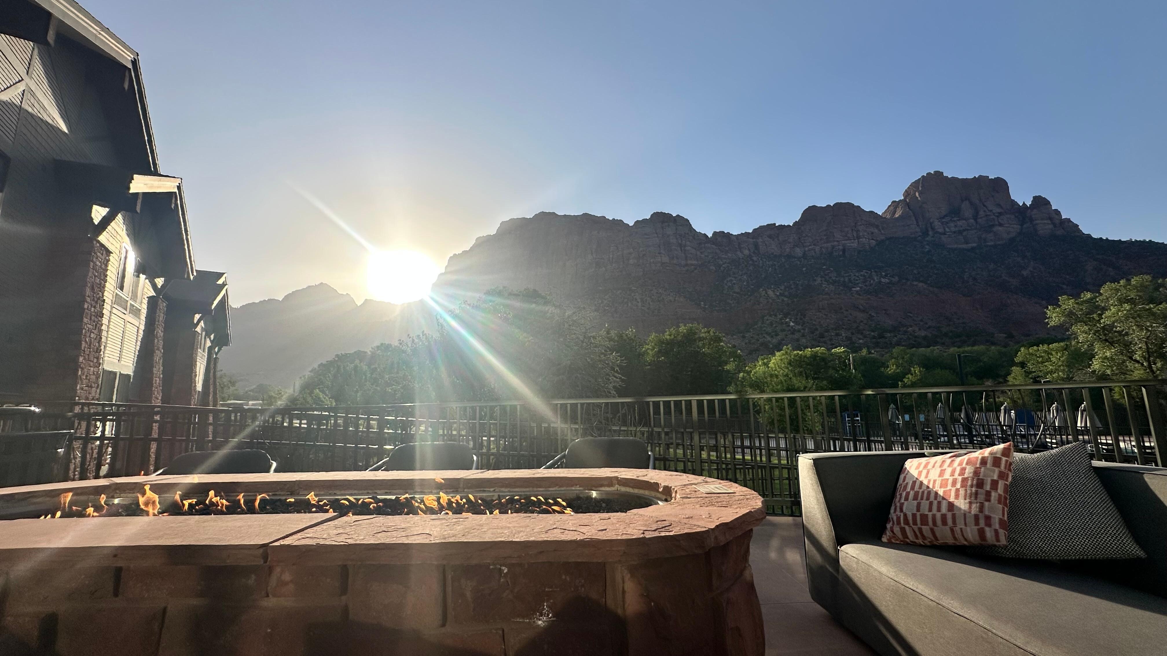 Sunrise in Springdale 