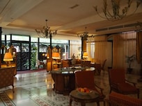 Bar/reception area