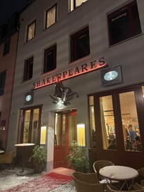 Beautiful entrance with a red carpet entry