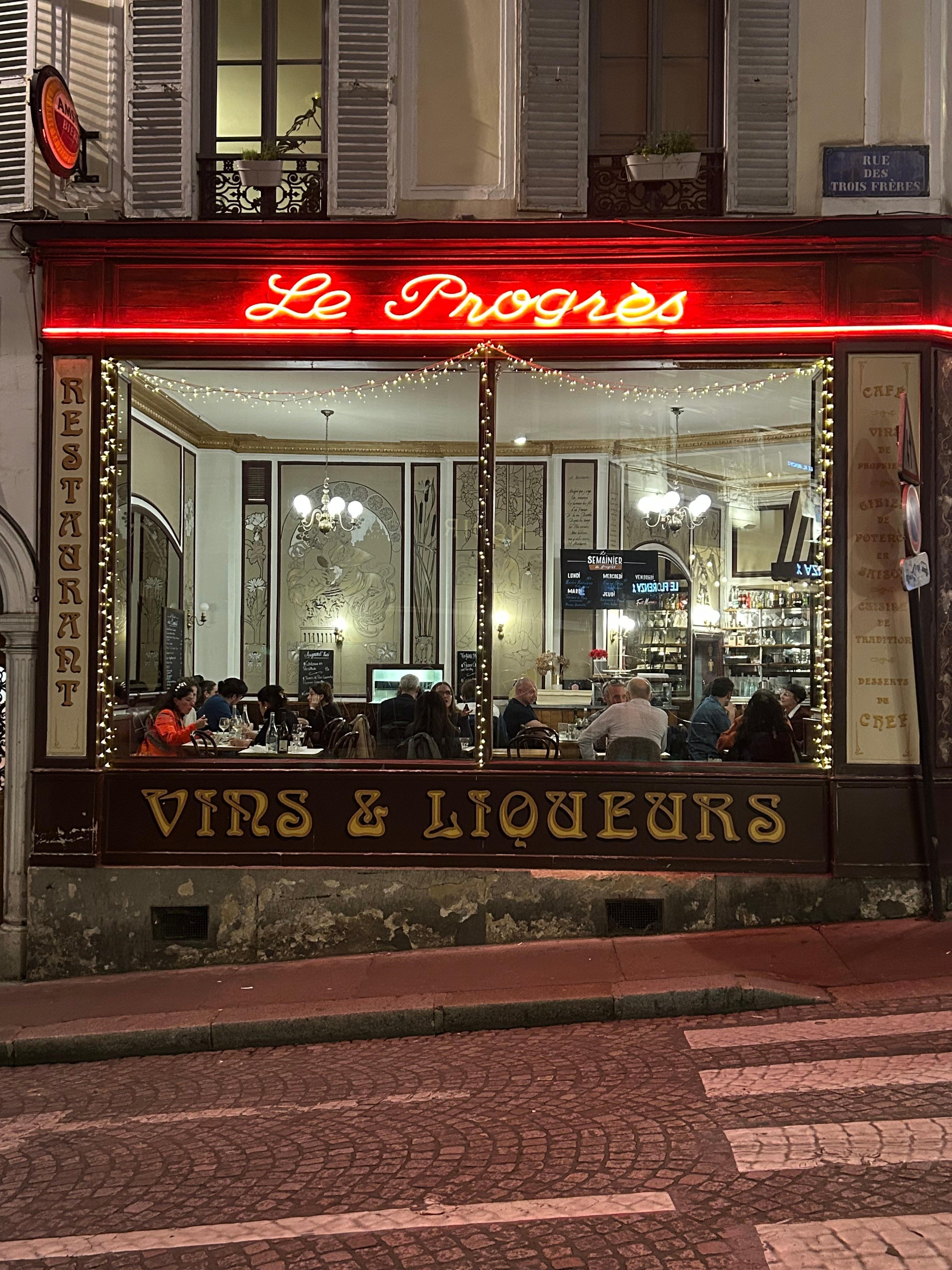 Le Progrès restaurant close by.